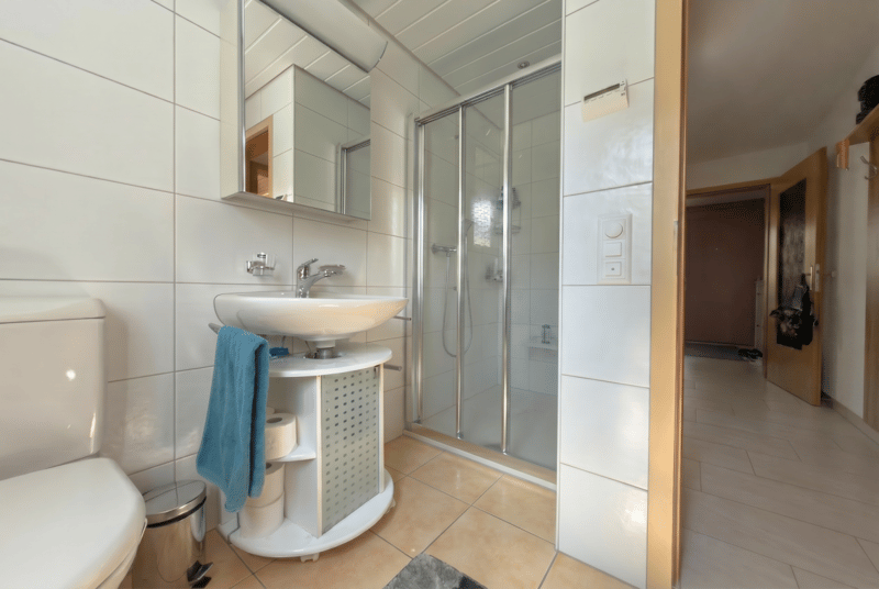 DU / WC
