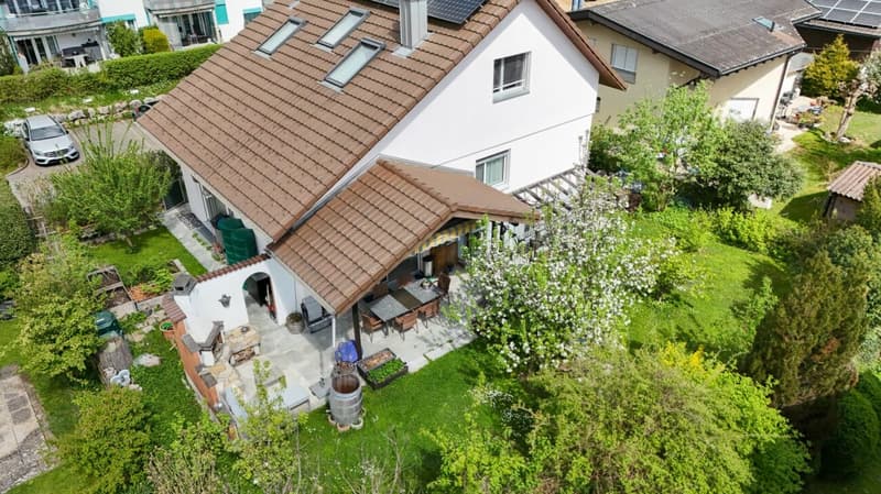Haus oben, Garten
