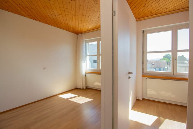 Schlafzimmer mit separatem Zimmer