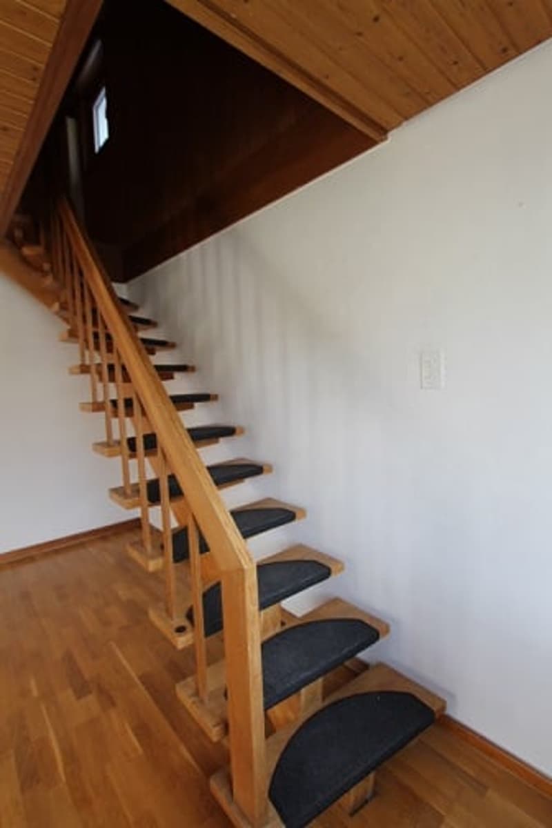 Zu vermieten 4.5 Zi.-Wohnung mit Balkon (8)