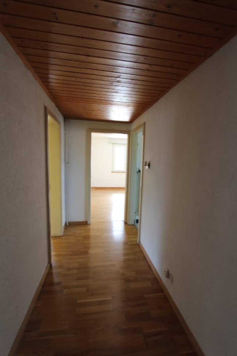 Zu vermieten 4.5 Zi.-Wohnung mit Balkon (5)