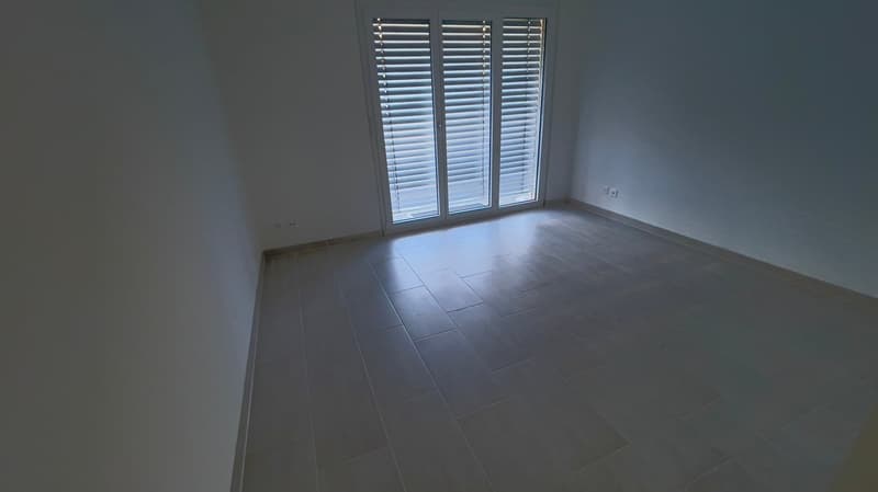 Zu vermieten per 01.05.2025 nach Vereinbarung 4.5 Zi-Wohnung mit Balkon (20)