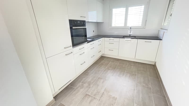 Helle 4.5-Zimmer-Wohnung mit Balkon und schöner Aussicht in Zofingen (17)