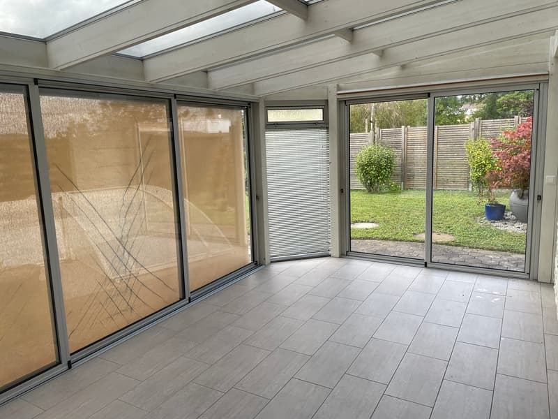 Casa unifamiliare di 5,5 locali in posizione residenziale soleggiata e di pregio (10)