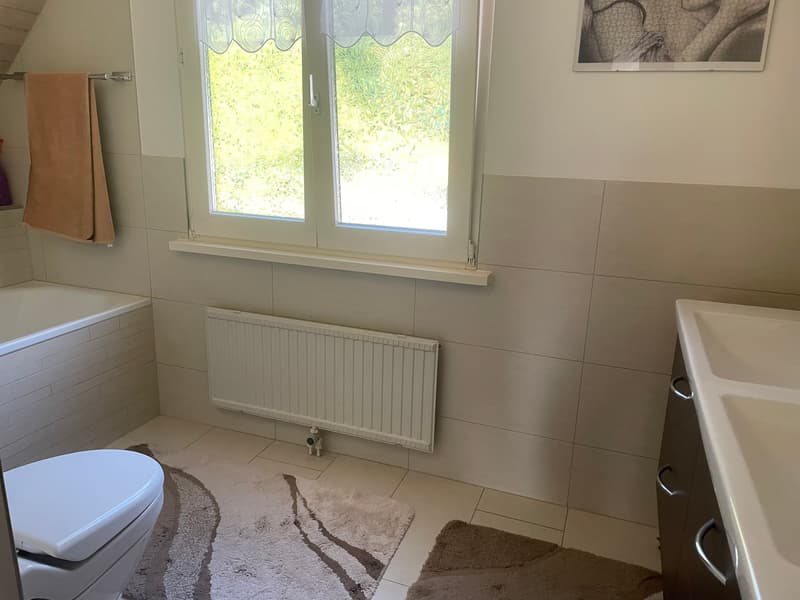 Casa unifamiliare di 5,5 locali in posizione residenziale soleggiata e di pregio (19)