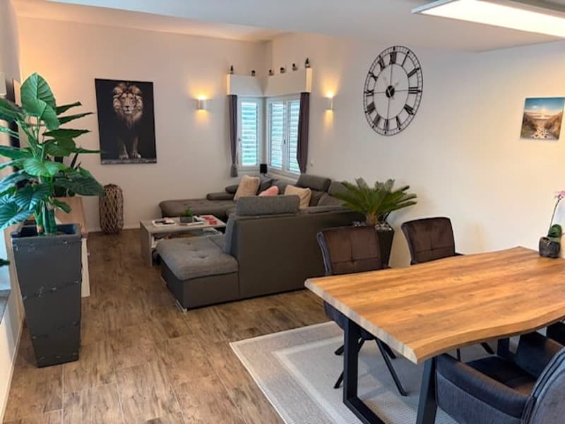 Attraktives, modernes Terrassenhaus mit fantastischer Weitsicht in Klingnau (14)