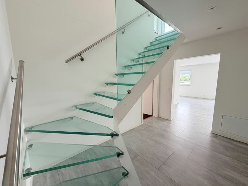 Attraktive, sehr moderne 4.5 Zimmer Maisonette (7)