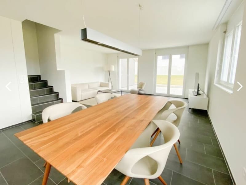 Neuwertiges 6.5 Zimmer Reihen-Eckhaus an ruhiger Lage (2)