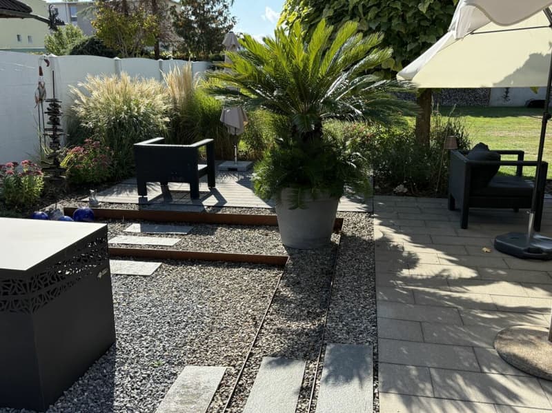 Renoviertes Einfamilienhaus mit einem Wintergarten (19)