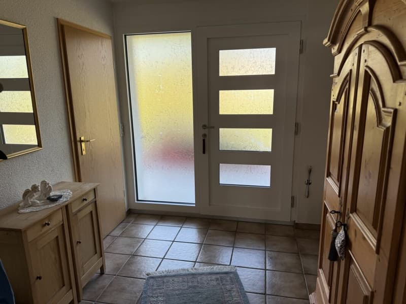Renoviertes Einfamilienhaus mit einem Wintergarten (16)