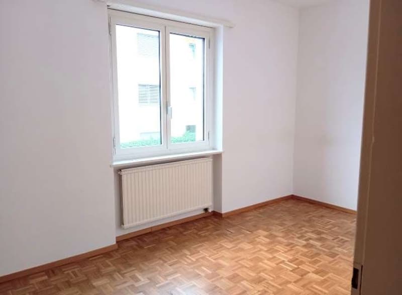 3,5 locali con balcone a Pregassona (2)