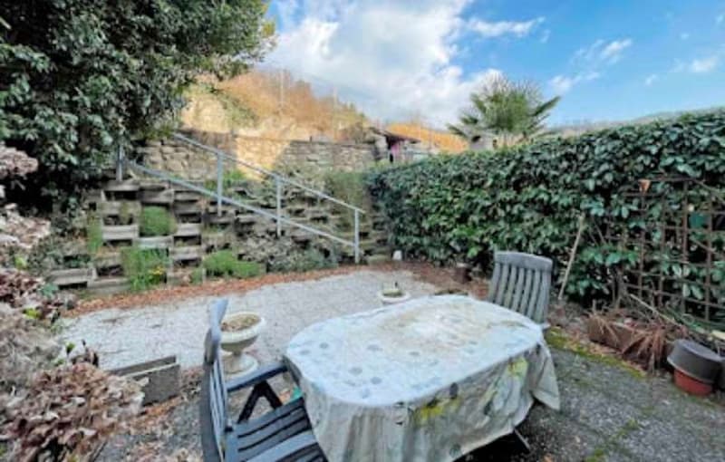Seseglio (Chiasso) - Villetta a schiera con giardino privato in contes (13)