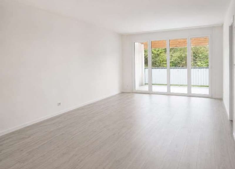 4.5 LOCALI A MENDRISIO - SPAZIO, LUMINOSITÀ E COMFORT A PREZZO IMBATTI (3)
