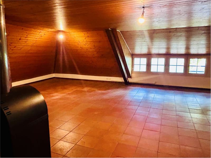 RIVA SAN VITALE: 4  MANSARDATO (8)