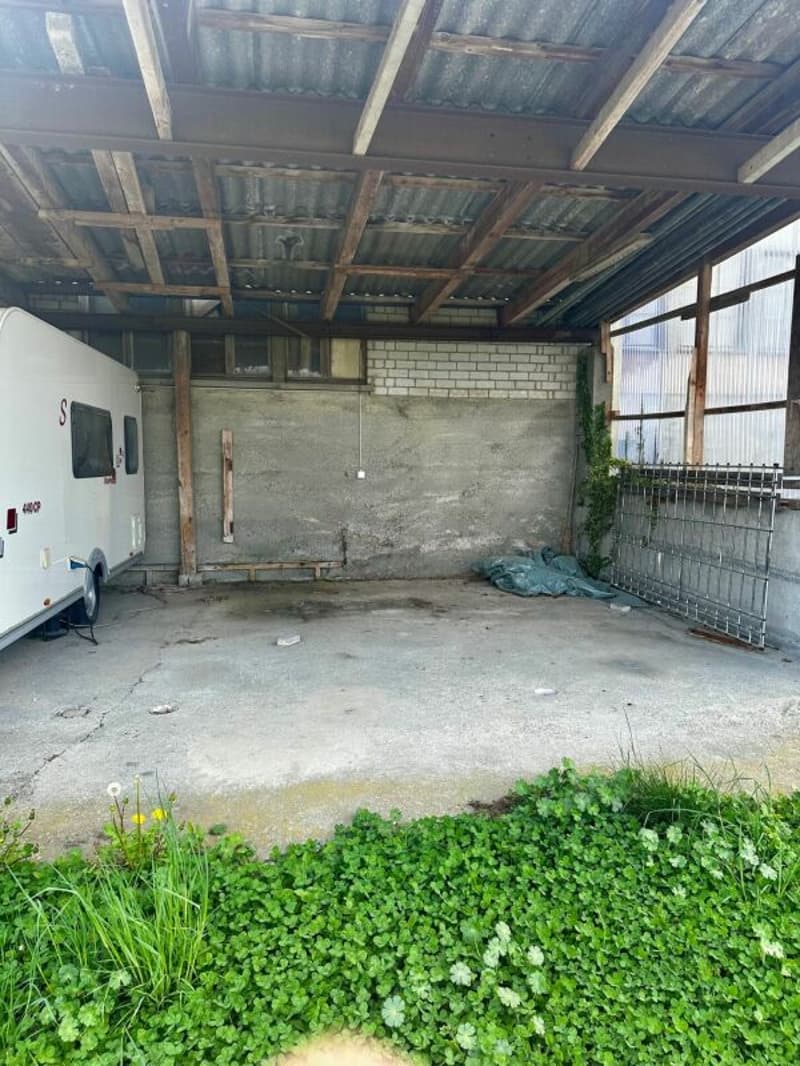 Einstellplatz für Wohnwagen (3)