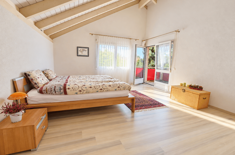 Grosszügiges Zweifamilienhaus - 7 ½ Zimmer und 5 ½ Zimmer (7)