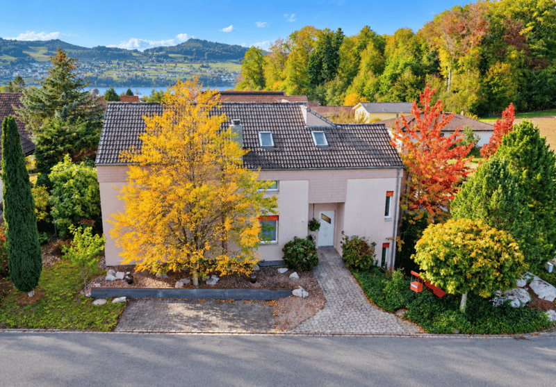 Grosszügiges Zweifamilienhaus - 7 ½ Zimmer und 5 ½ Zimmer (13)