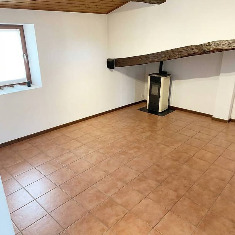 Stabile a reddito, trasformabile in casa unifamiliare (12)