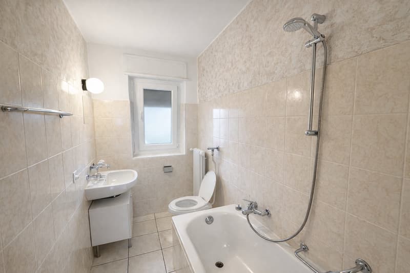 Appartamento di 4 locali in edificio storico a Vacallo con GIARDINO (anche a reddito) (6)