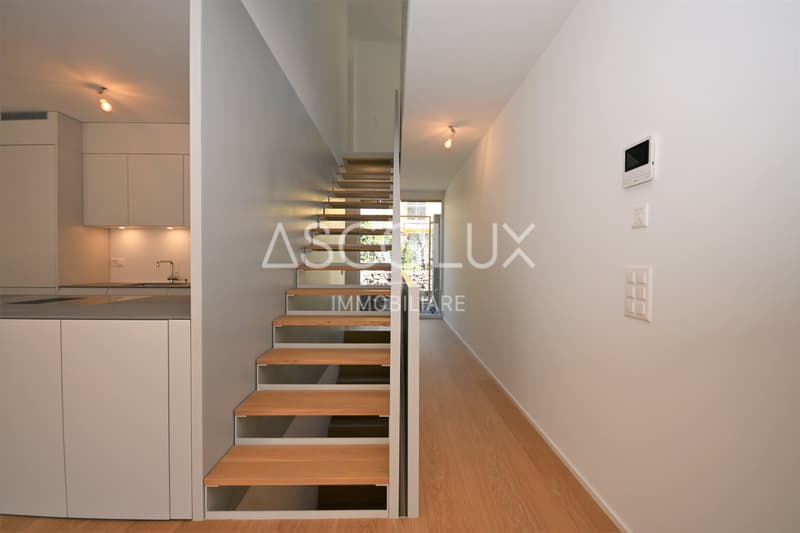Design e Comfort – Casa d’Angolo Contigua in Zona Residenziale (10)