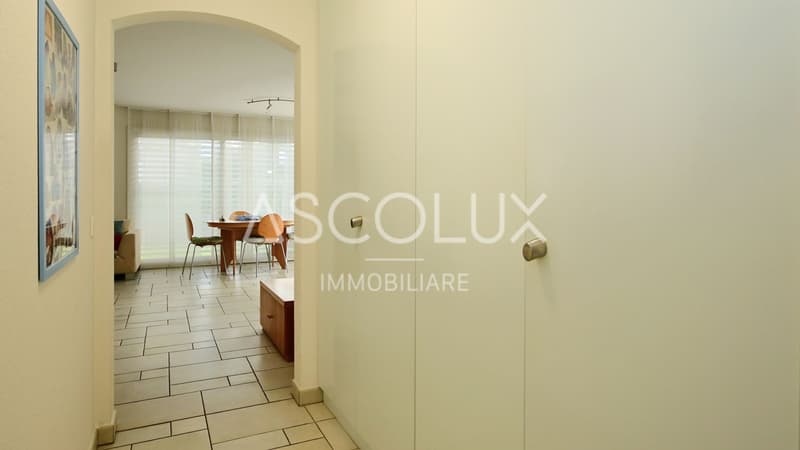 Casa bifamiliare con appartamenti di 3.5 & 4.5 locali indipendenti e grandi locali accessori-/hobby (18)