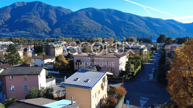 Casa bifamiliare con appartamenti di 3.5 & 4.5 locali indipendenti e grandi locali accessori-/hobby (3)