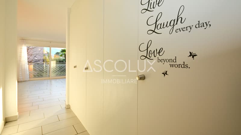 Casa bifamiliare con appartamenti di 3.5 & 4.5 locali indipendenti e grandi locali accessori-/hobby (8)