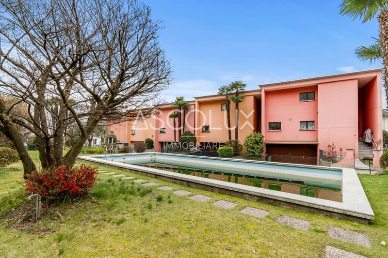 5-Zimmer-Reiheneinfamilienhaus mit privatem Garten und gemeinschaftlichem Außenpool (5)