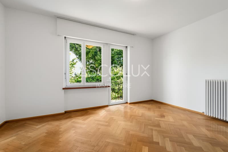 Freistehende 6-Zimmer-Villa mit Garten und Außenbereichen (20)