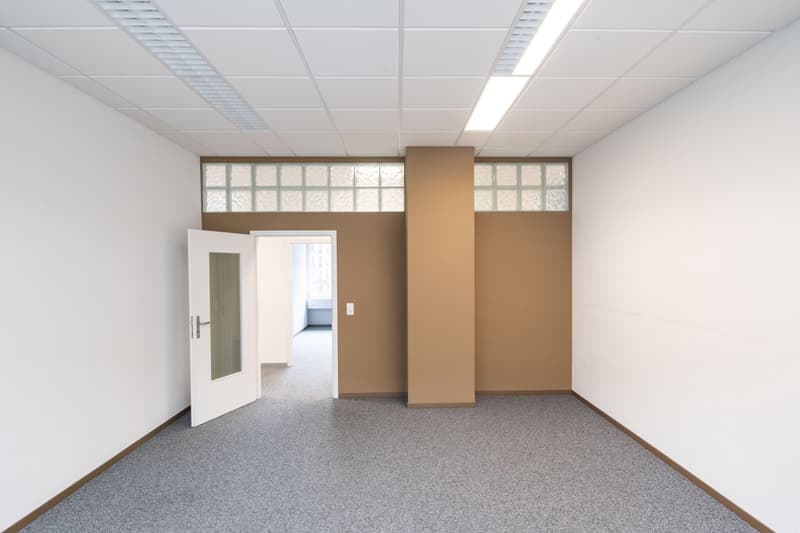 ausgebaute Büroräumlichkeiten / Ateliers an zentraler Lage, 58 - 100 m2 (13)