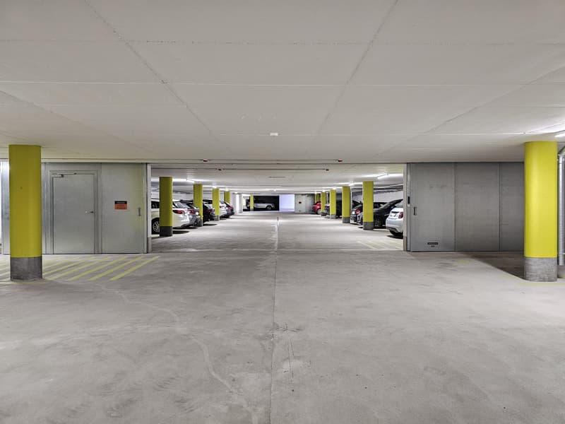 Parcheggi moderni ad Andelfingen (2)