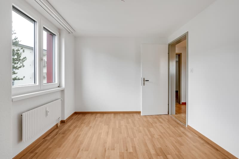 Charmante Wohnung mit Weitsicht ins Grüne und grosszügigem Grundriss (8)
