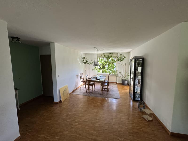 Charmante 4.5-Zimmer-Wohnung in Brüttisellen zu vermieten / Befristet bis 30.11.2027 (3)