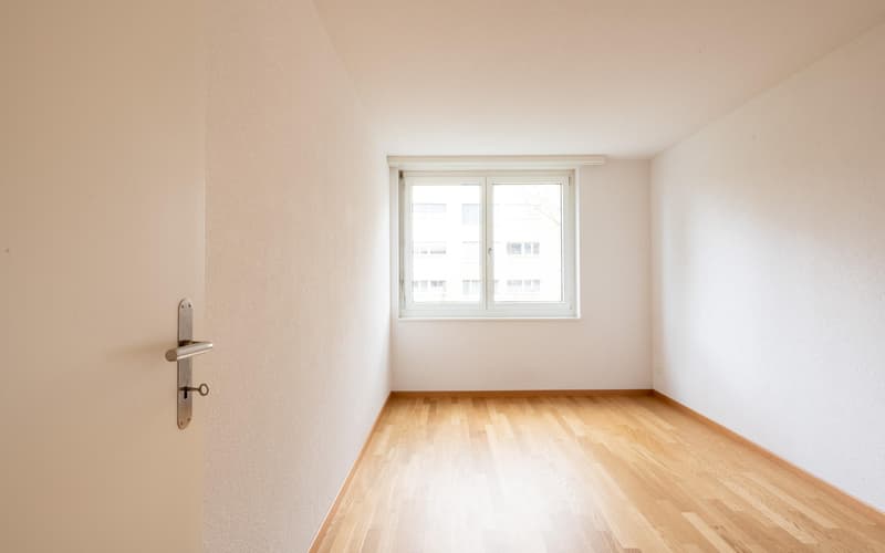 Attraktive 3.5-Zimmer-Wohnung im schönen Neunkirch! (5)