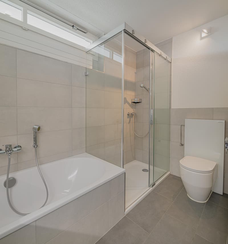 Grosszügige 5.5-Zimmer-Attika-Wohnung im Herzen von Kloten (5)