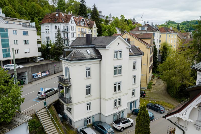 Altbauwohnung mit einem Hauch von Jugendstil (2)
