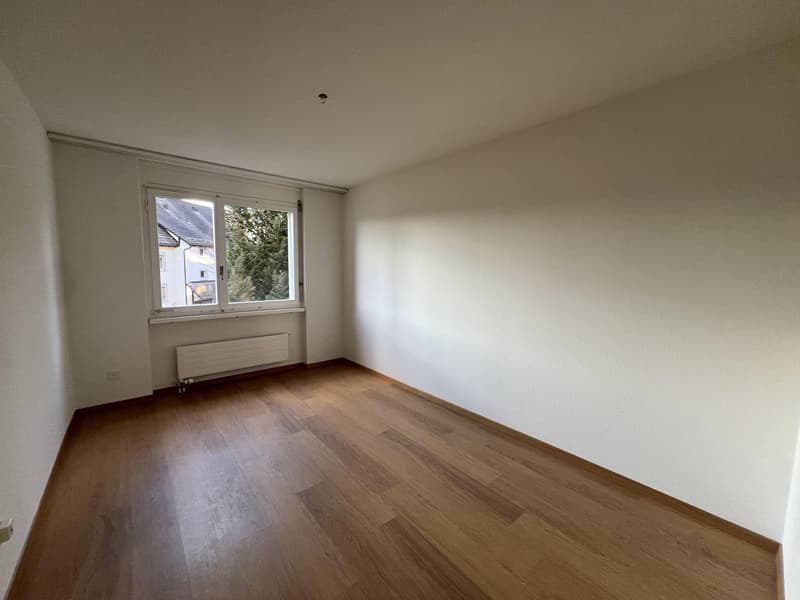 3.5 Zimmerwohnung in Brüttisellen / Befristet bis 30.11.2027 (4)