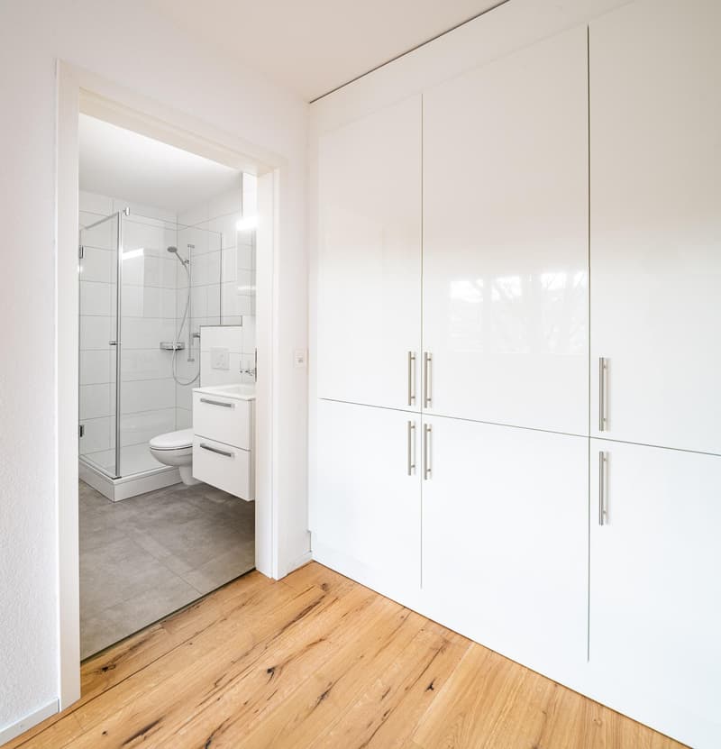 Sanierte 2-Zimmer-Wohnung in Neuhausen (9)