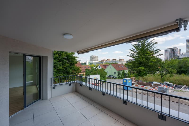 Modern wohnen in Zürich-Seebach - helle 3.5-Zimmerwohnung mit Balkon (8)