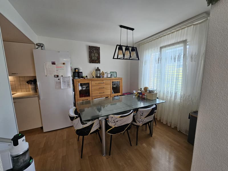 Befristet bis 30.09.2027 / 5.5 Zimmerwohnung in Tann (3)