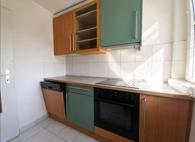 Schöne 3.5 Zimmerwohnung in Neuhausen am Rheinfall (4)