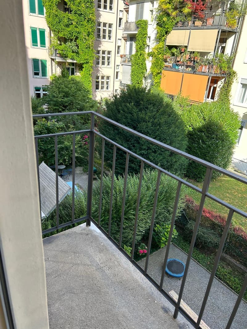 Grosszügige 3-Zimmerwohnung im beliebten Zürcher Seefeld (7)