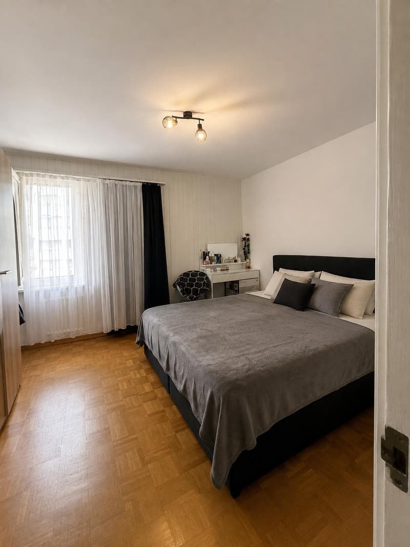 4.0 Zimmerwohnung in Bachenbülach (4)