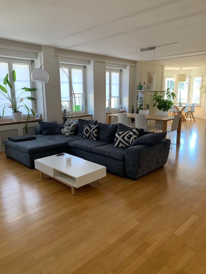 Exzellente 4.5-Zimmer-Wohnung im Herzen der Schaffhauser Altstadt (4)