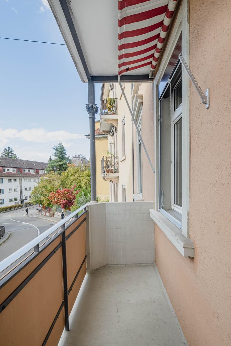 Charmante 3-Zimmer-Wohnung mit Altbauflair an zentraler Lage in Zürich (9)