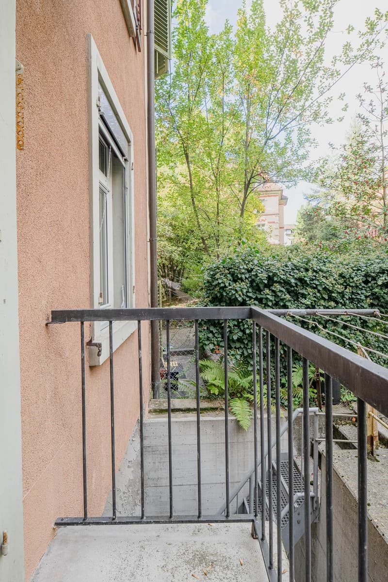 Charmante 3-Zimmer-Wohnung mit Altbauflair an zentraler Lage in Zürich (10)
