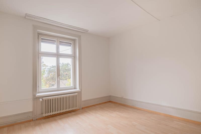Charmante 3-Zimmer-Wohnung mit Altbauflair an zentraler Lage in Zürich (4)