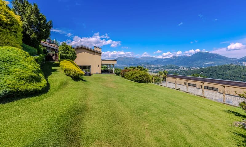 VILLA 5.5 LOCALI VISTA LAGO CON GIARDINO DI 1000 MQ A CIMO (8)