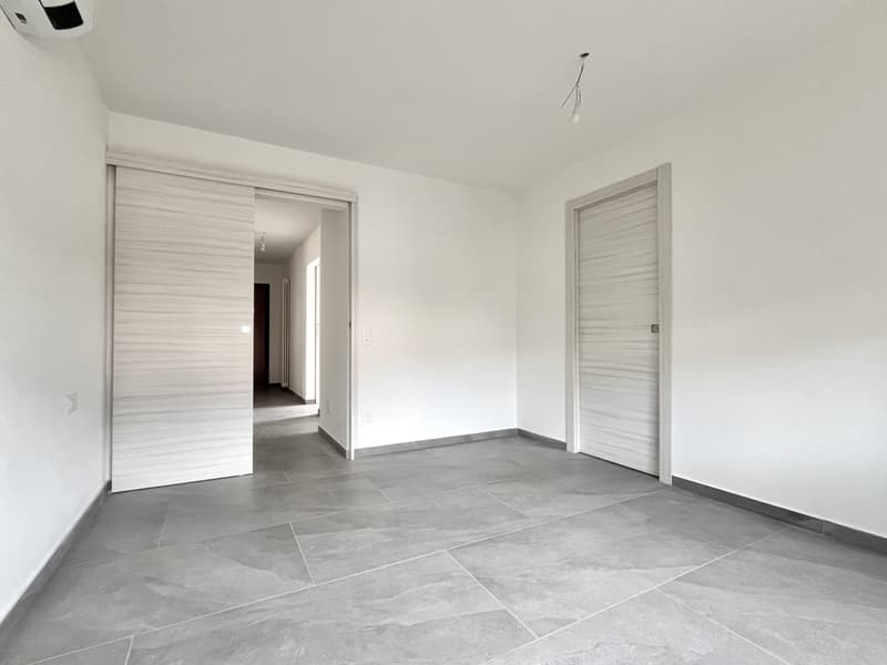BELLISSIMO 3.5 COME NUOVO CON TERRAZZA A MENDRISIO (6)