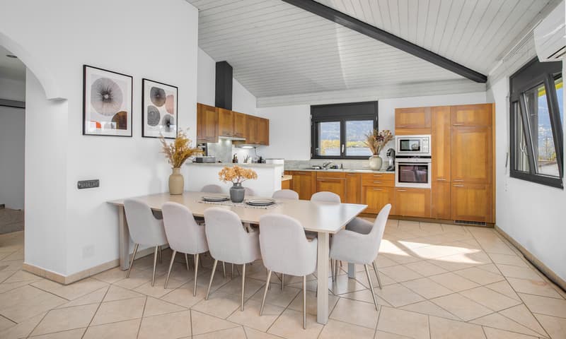 BELLISSIMA E AMPIA VILLA BIFAMILIARE 8.5 LOCALI A SEMENTINA (3)